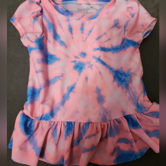 Lot of 2 - Girls Cat & Jack Shirt and shorts Size 2T - Picture 2 of 5